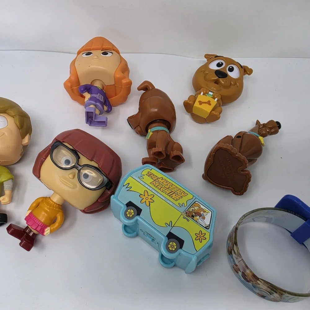 Scooby Doo Fast Food Toy Lot